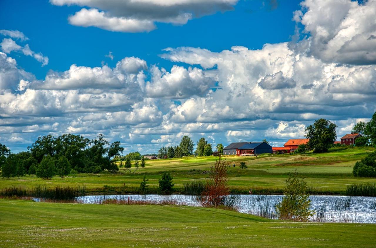נייקופינג Kiladalens Golf & Lodge מראה חיצוני תמונה